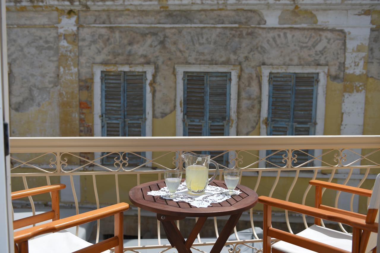 Oisyra Boutique Hotel Ermoúpoli Eksteriør bilde